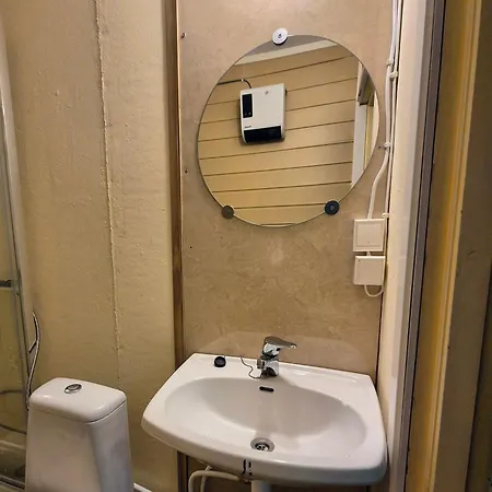 度假居 Sjarmerende 50-tallshus Med Utsikt Og Ro *