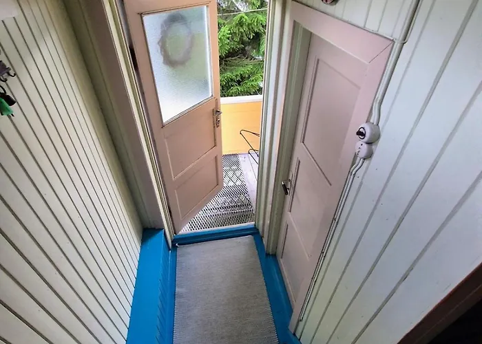 Sjarmerende 50-tallshus Med Utsikt Og Ro בית נופש *