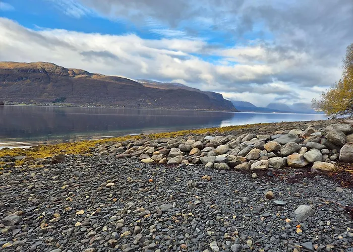 בית נופש Sjarmerende 50-tallshus Med Utsikt Og Ro